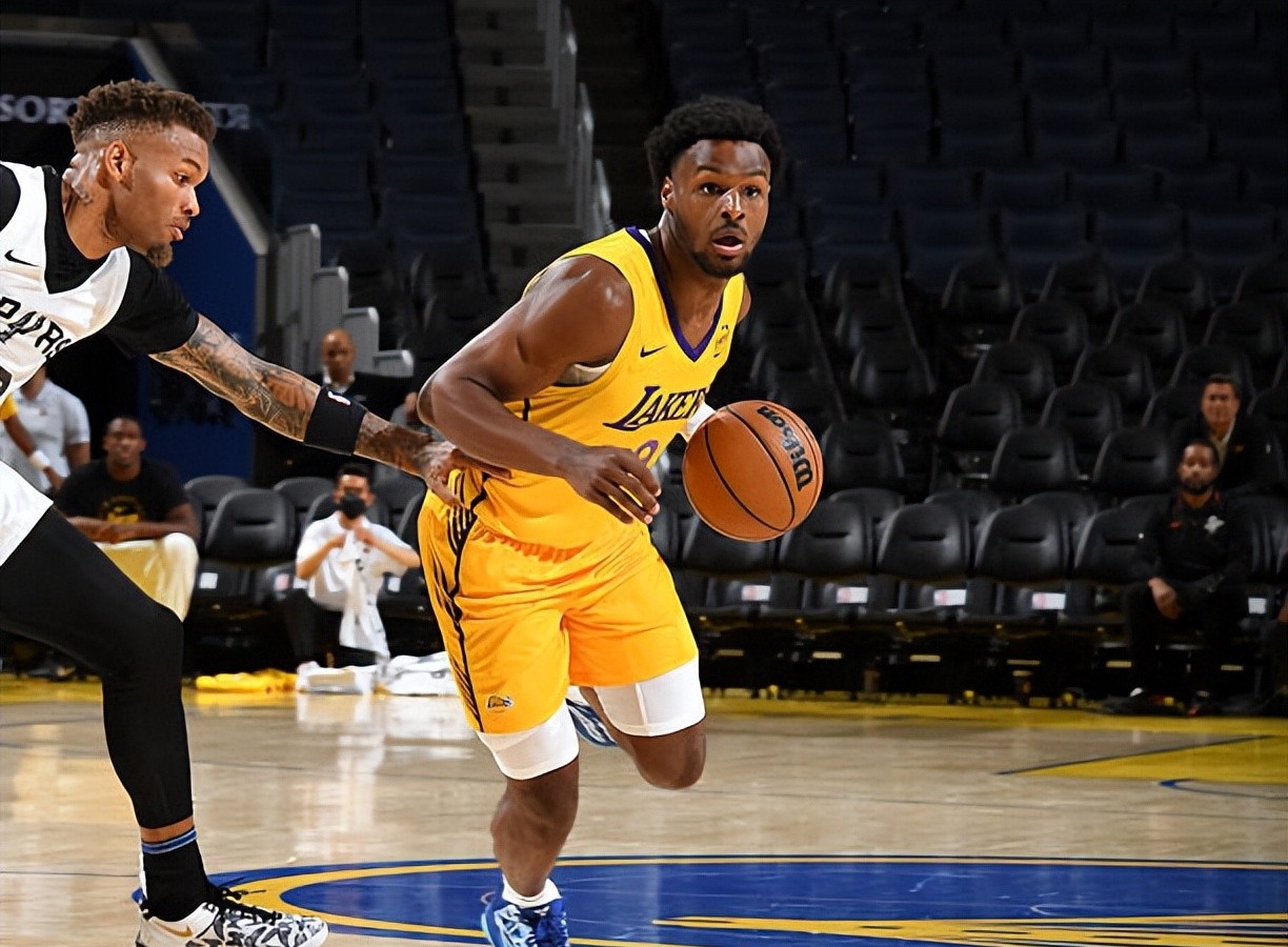 开云手机登录入口-湖人击败马刺视频今天